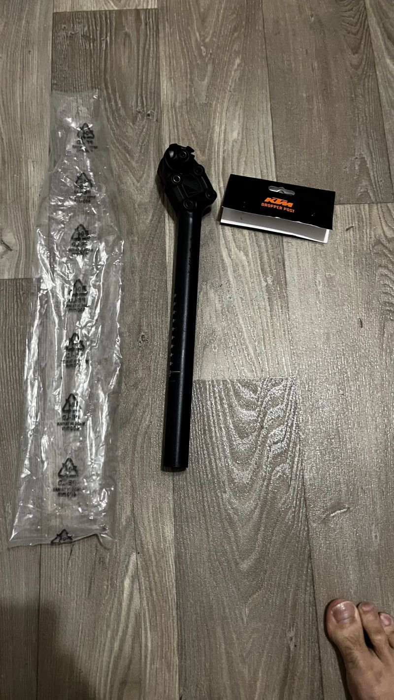 Odpružená sedlovka KTM Comp Seatpost Suspension elastic 70D 360mm 27.2