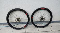 Prodám silniční kola Fulcrum Racing 4DB včetně plášťů, kotoučů a kazety