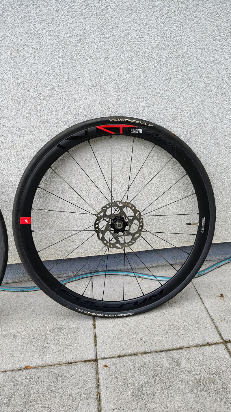 Prodám silniční kola Fulcrum Racing 4DB včetně plášťů a kotoučů
