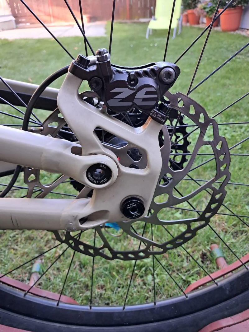 Commencal Clash