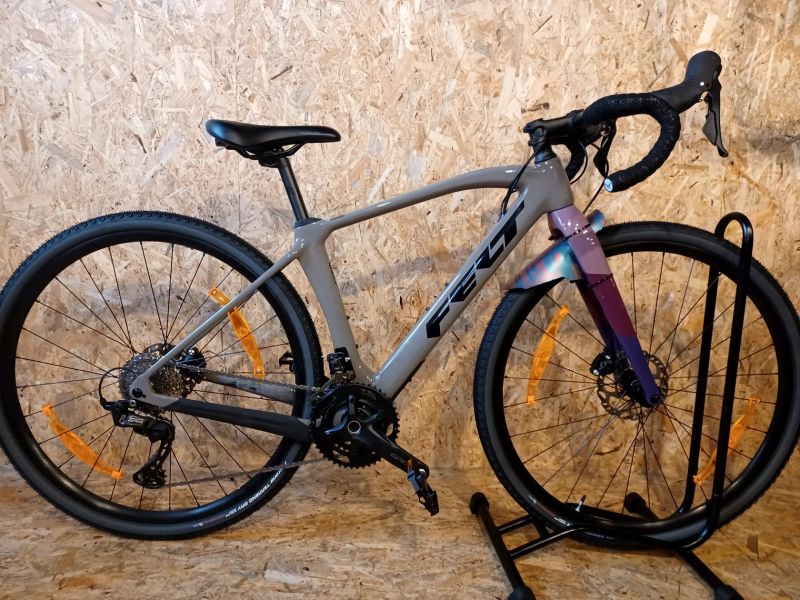 Celokarbonový gravel Felt BREED ADVANCED, velikost XS