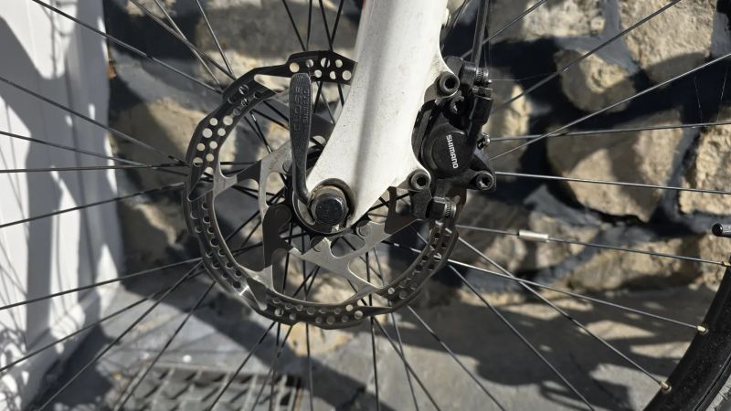 Trekove kolo Maxbike shimano deore-Po velkem servisu