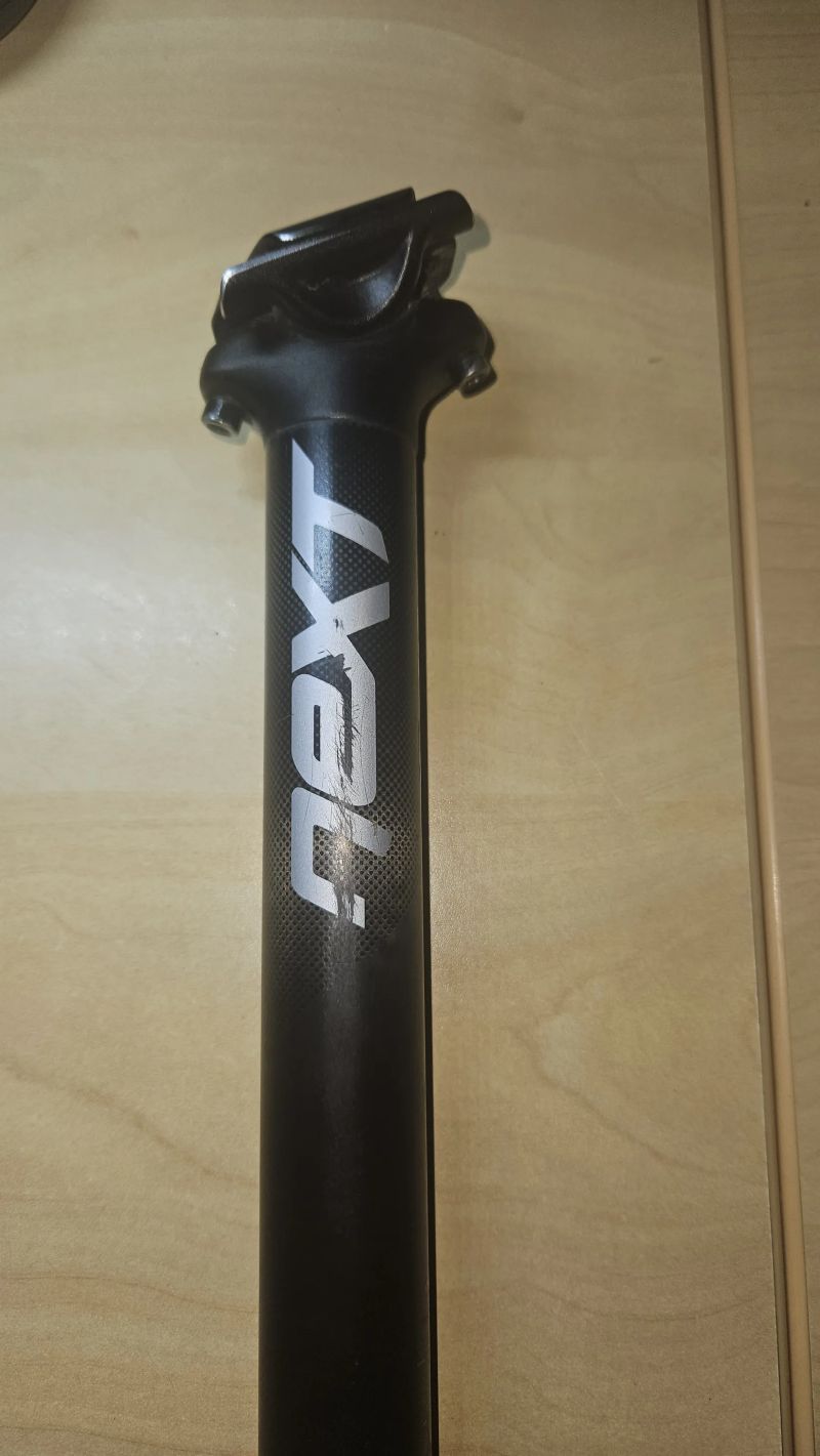 Prodám karbon sedlovku Race Face 30,9 x 400