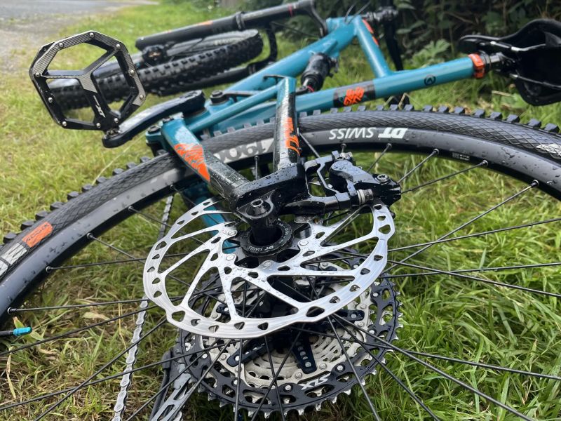 Enduro kolo Kellys swag 30, L, 170/165mm, 12sp SLX, 27,5
