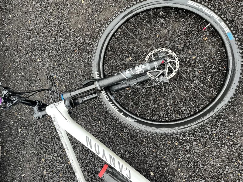 XC/Trail 29 Canyon Grand Canyon 8, M, WMN (jen dámské sedlo), 120mm, Shimano/Fox