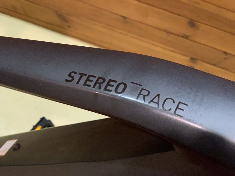 Cube Stereo Hybrid 120 Race 625.