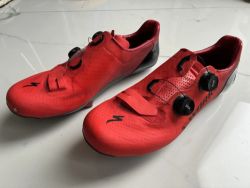 S-Works 7 včetně nových vložek