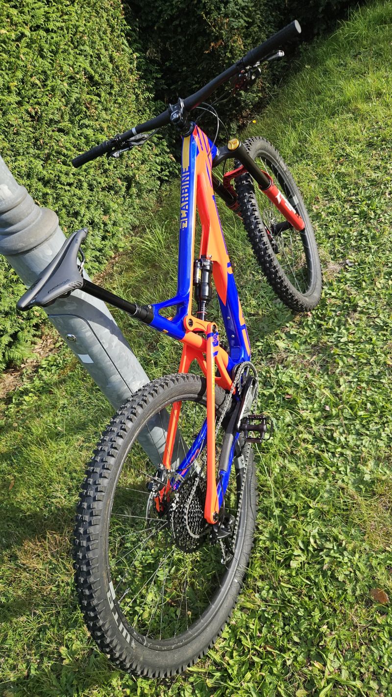 Intense Carbine Carbon