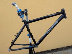 rám Author Vision 19"