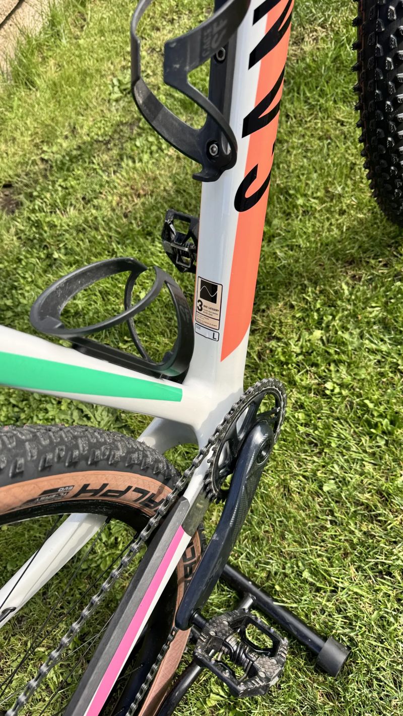 Canyon Exceed CF Custom, vel. L 