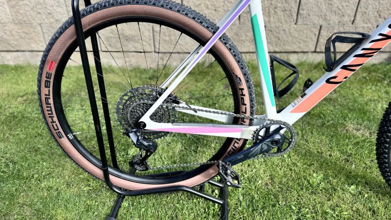 Canyon Exceed CF Custom, vel. L 