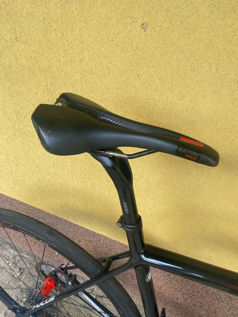 Focus Izalco Race disc Ultegra
