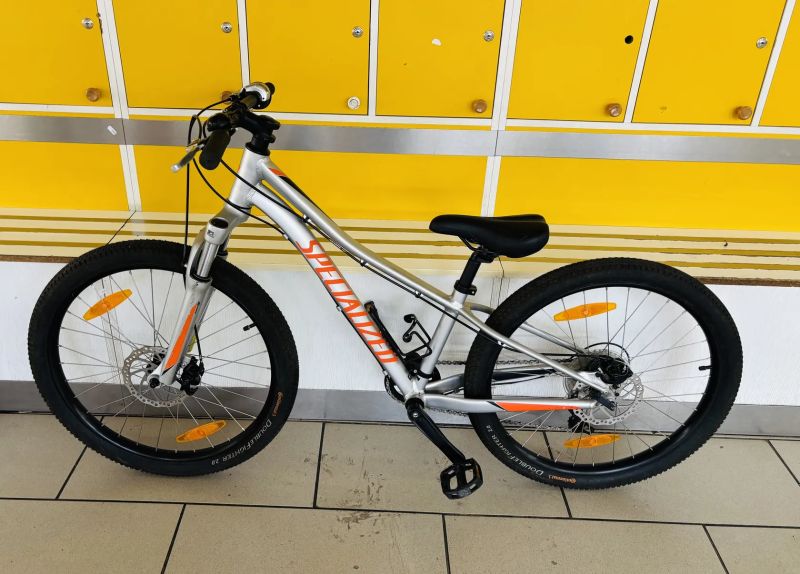 TOP stav - plně funkční dětské kolo Specialized RipRock 24"