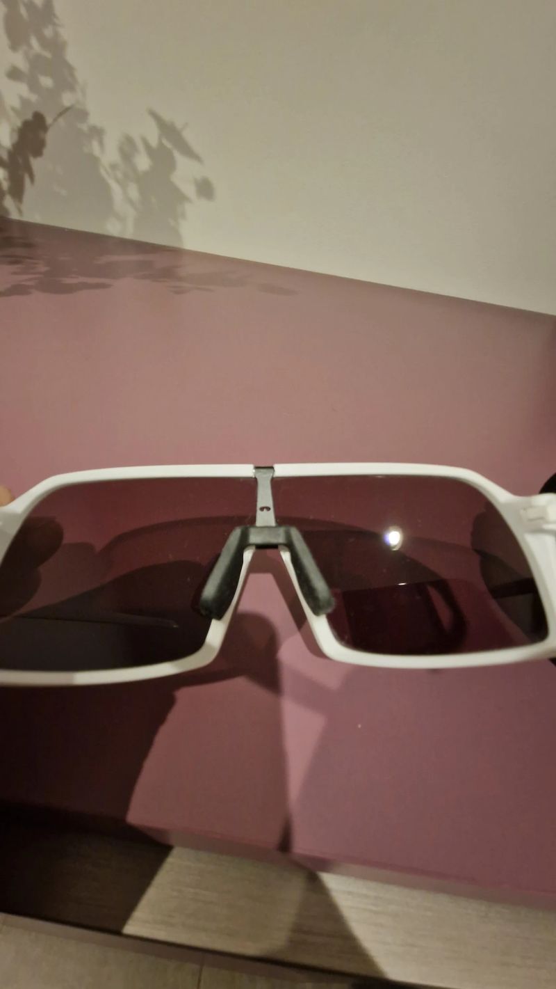 Oakley Sutro S 