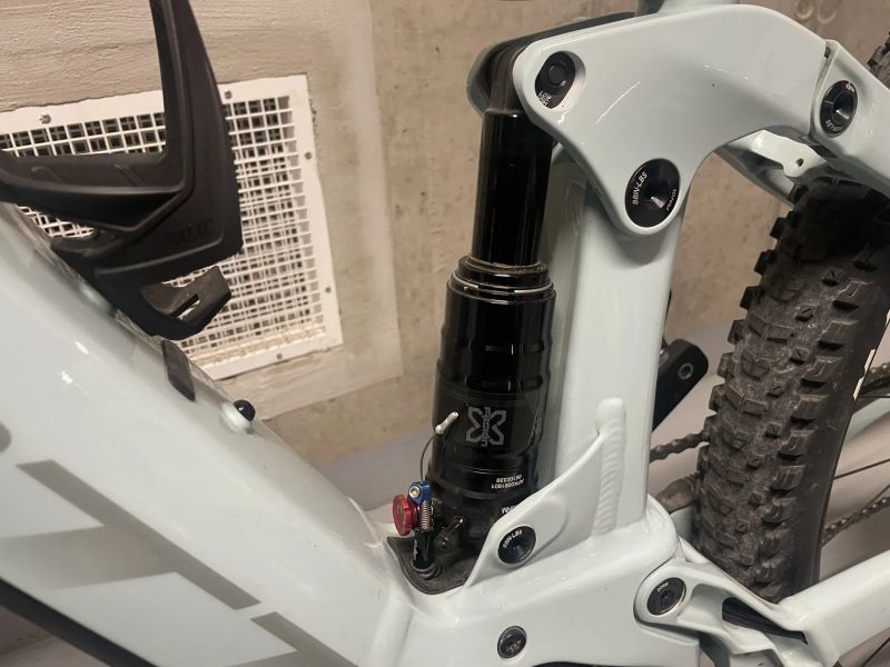 Prodám elektrokolo Scott Contessa Strike 920