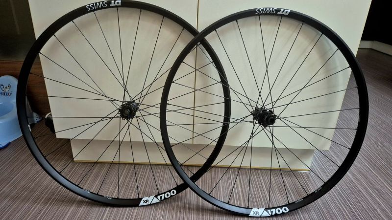 DT Swiss XR 1700 Spline Boost IS 6 děr 29" microspline - NOVÁ