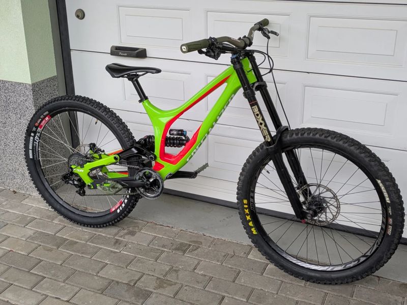 Specialized Demo 8 (2017) DH kolo 