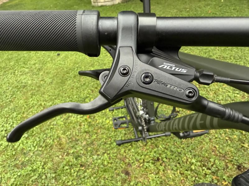 Specialized ROCKHOPPER SPORT 29