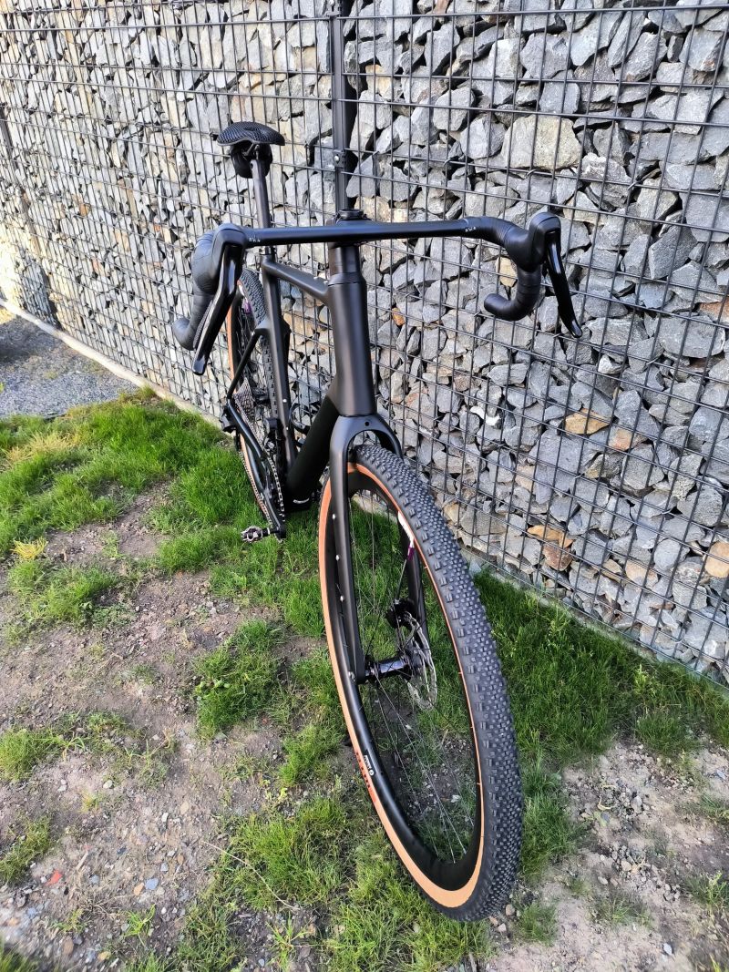 BXT Explore Gravel UDH