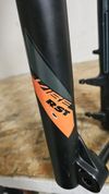 Odpružená vidlice RST VIBE AIR TnL 130 mm