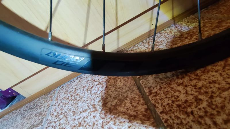 Alu kola pro gravel
