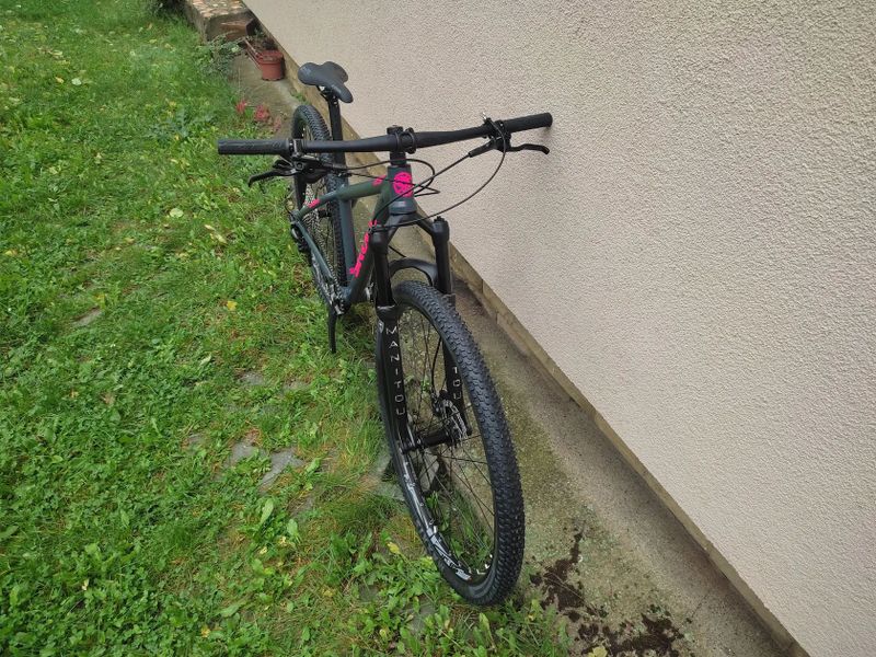 Rezervace RB CR 15", vidlice Manitou Markhor air, Shimano Deore 1x12, BOOST pevné osy