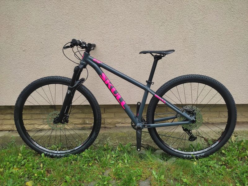 Rezervace RB CR 15", vidlice Manitou Markhor air, Shimano Deore 1x12, BOOST pevné osy
