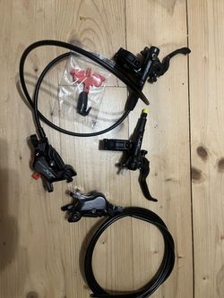 Nové brzdy Shimano Deore XT BR-M8120, čtyřpísty