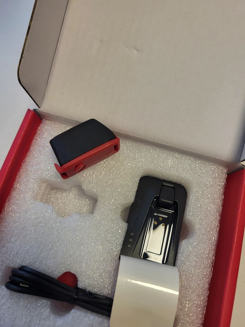 Sram AXS baterie a nabíječka (AXS power pack)
