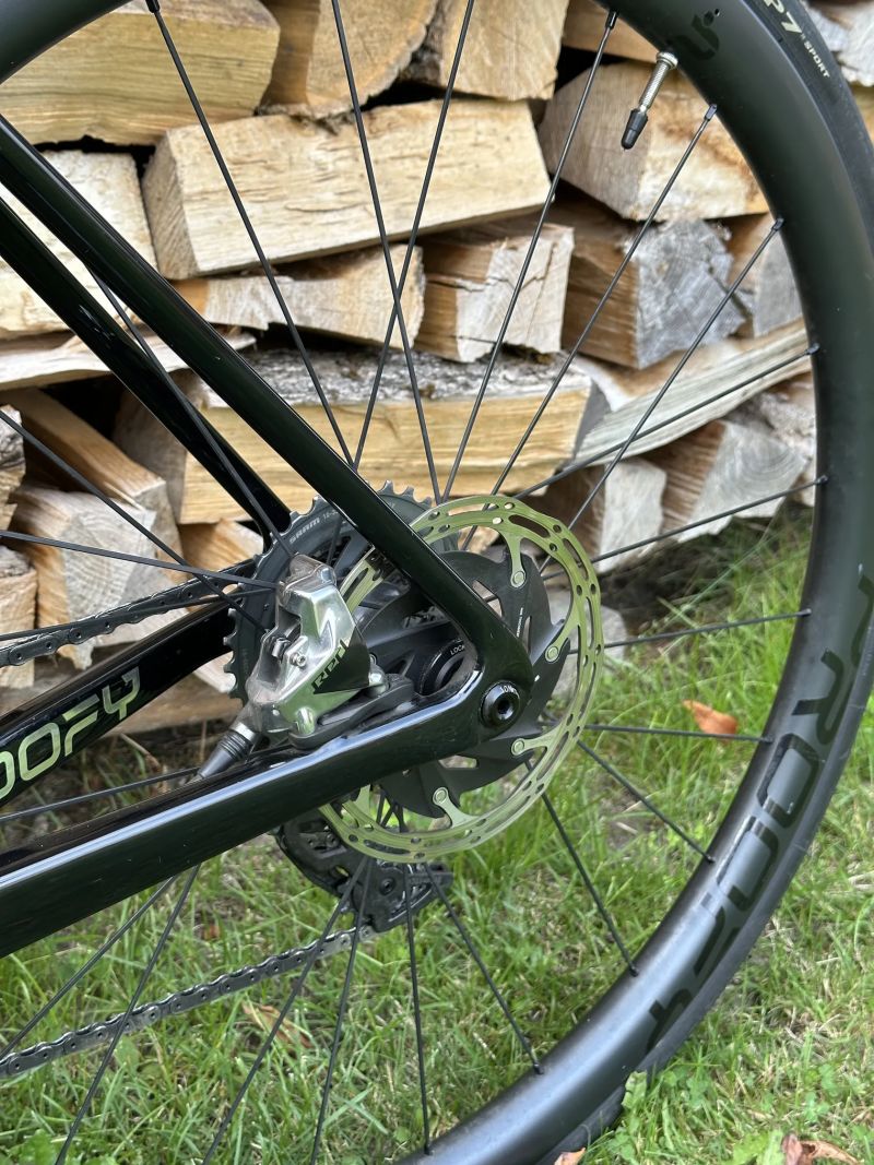 PROOFY GUNNY 2025 vel. M - Sram Red AXS