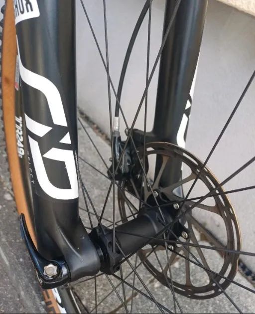 Canyon Exceed CF SL 7.0 (2020) – velikost M, karbonova kola Raynolds, 10kg, 1500km, PC: 75000Kc