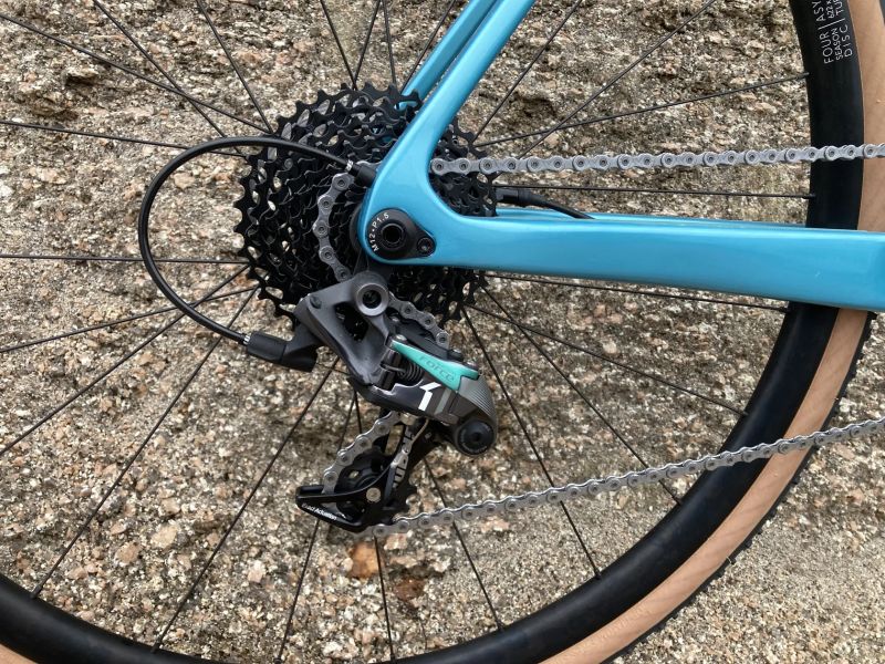 Bombtrack Tension C vel. L