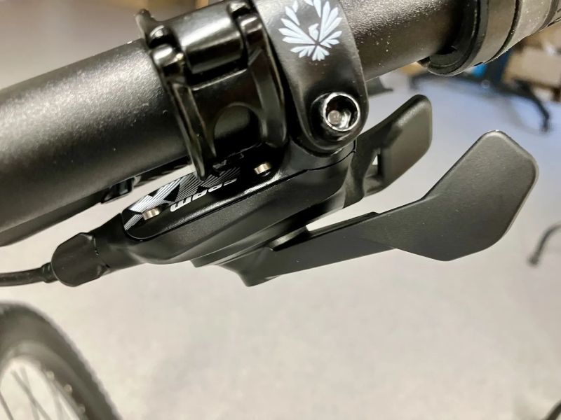 Sram NX pravá řadící páčka + přehazovačka (Praha, Rakovník)