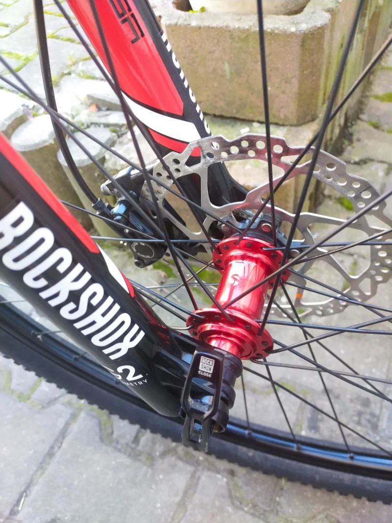 KARBONOVÉ HORSKÉ TREK VELIKOST XS .,.JAKO NOVÉ