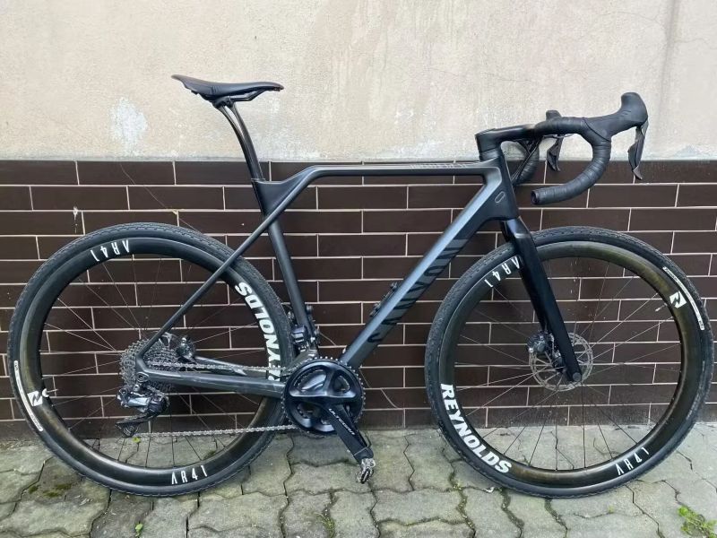  ID: bzjbMXyo0Xa2X Smazat/upravit inzerát Zvýhodnit tento inzerát Canyon Inflite SF SL 8.0 Team 