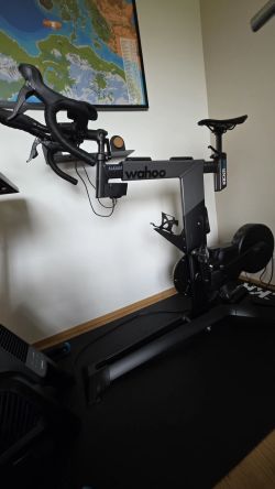 Trenažer Wahoo KICKR Bike