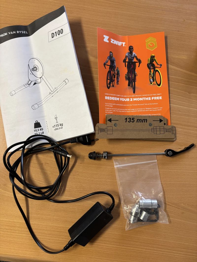 Prodám domácí cyklotrenažér Van Rysel D100 s „Zwift Cog and Click“