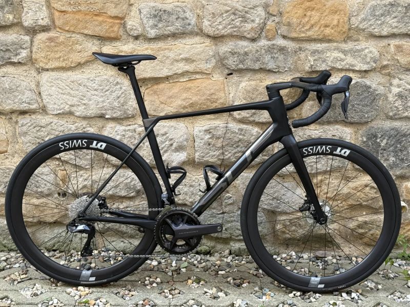 Superior X-ROAD TEAM ISSUE R Di2