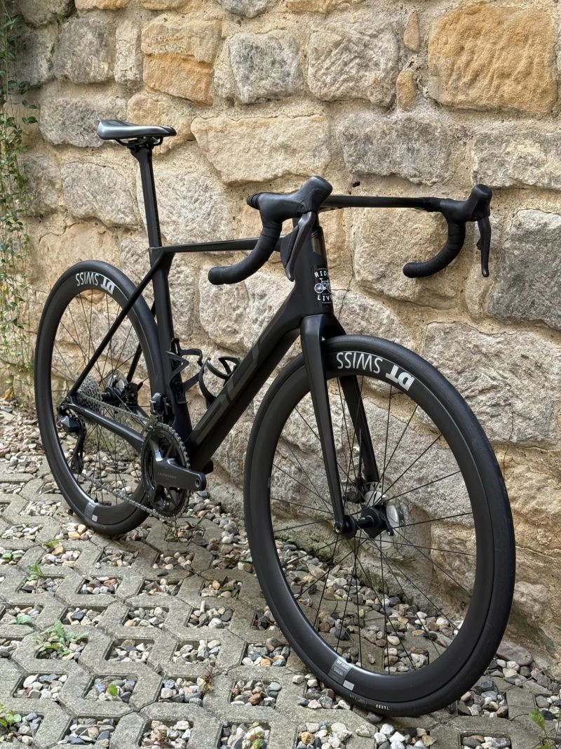 Superior X-ROAD TEAM ISSUE R Di2