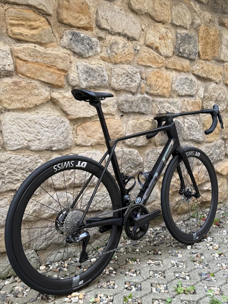 Superior X-ROAD TEAM ISSUE R Di2