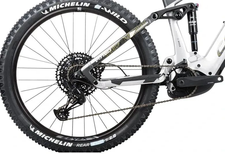 🔥🔥 SLEVA 46.000Kč -40% 🔥🔥 Corratec E-Power RS 160 CX6 LTD 750Wh - XL 