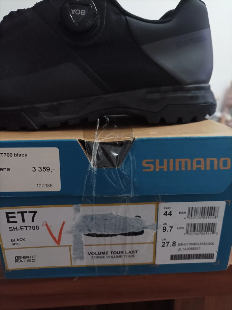 Shimano ET7 velikost 44 ,27,8cm cena včetně poštovného 