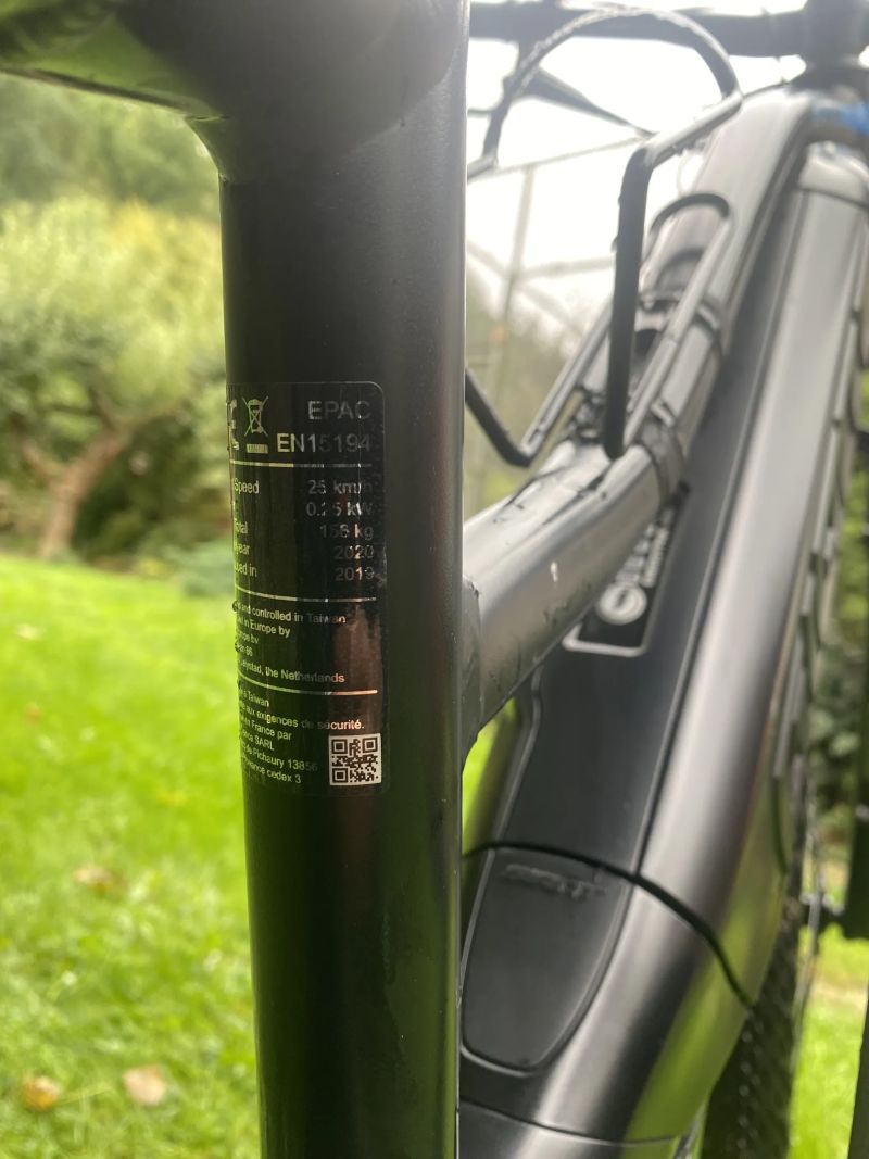 Giant expoler
