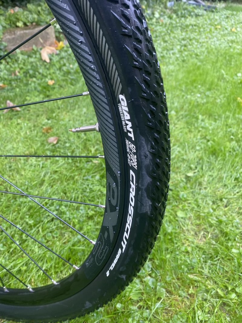 Giant expoler