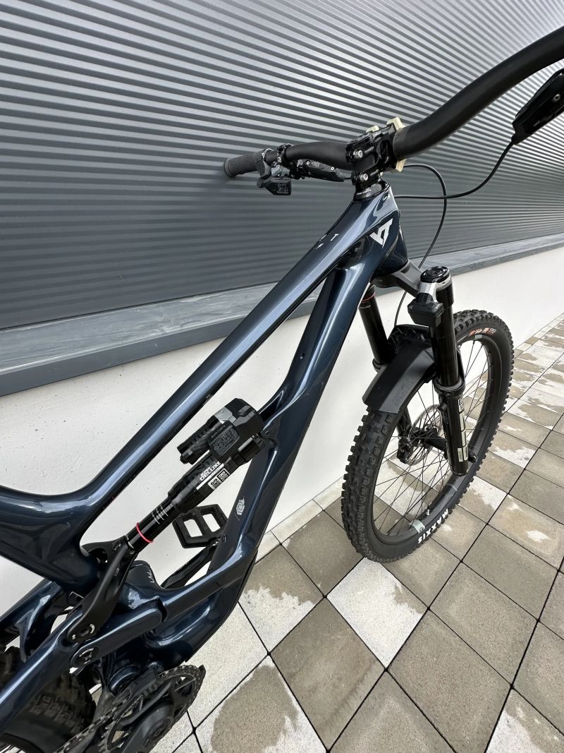 YT Capra Uncaged 12