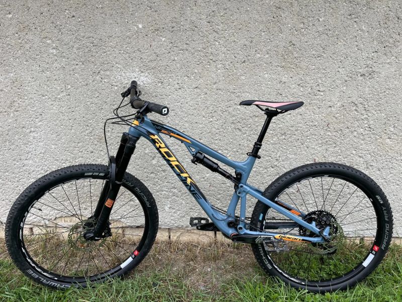 Rock Machine Blizzard 90-27 M
