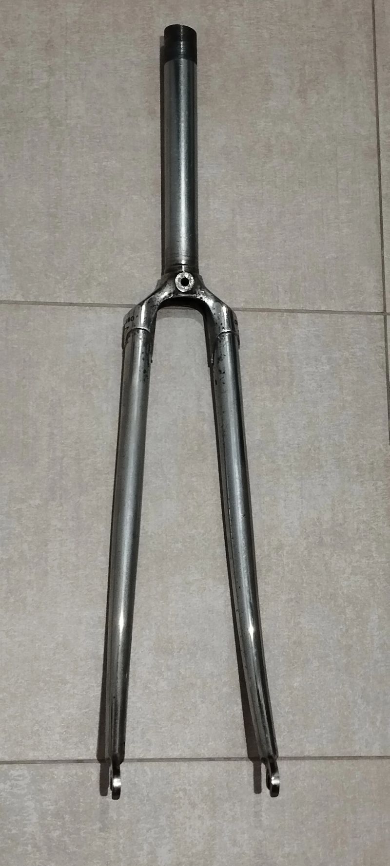 Prodám silniční vidlici Colnago