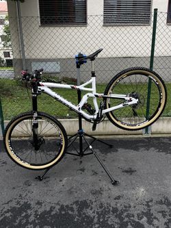 Cannondale Jekyll carbon 2