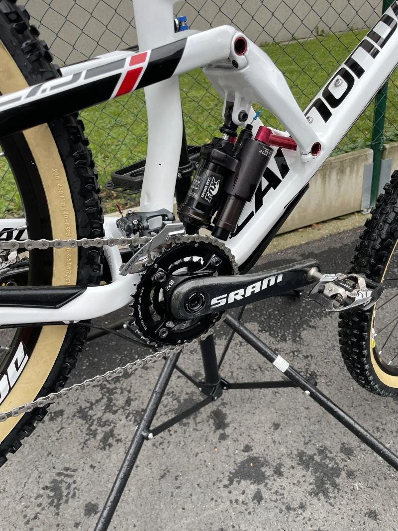 Cannondale Jekyll carbon 2