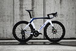 Cipollini THE ONE RB1K, Shimano Dura-Ace Di2 2x12, Drive Helix Carbon